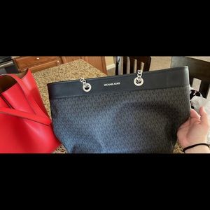 This is almost brand new, only used a few times!